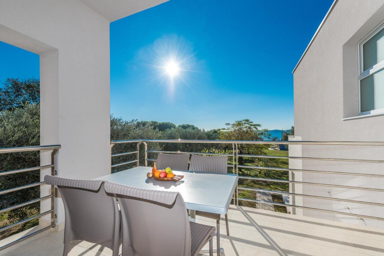 Villa Amfora - First Row By The Sea Bibinje Luaran gambar