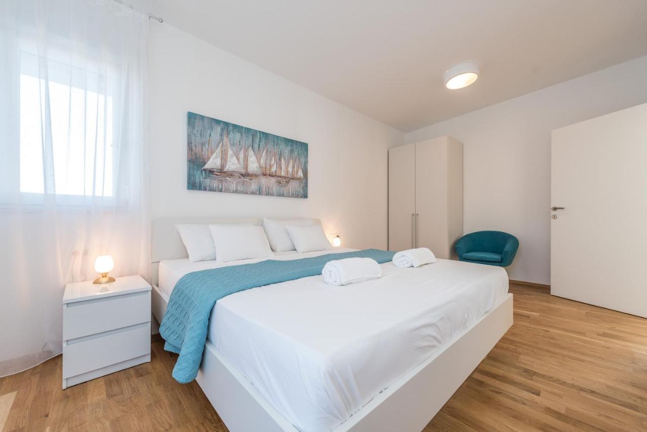 Villa Amfora - First Row By The Sea Bibinje Luaran gambar